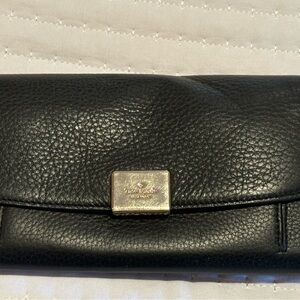 Kate Spade Black Leather Zip Around Wallet
